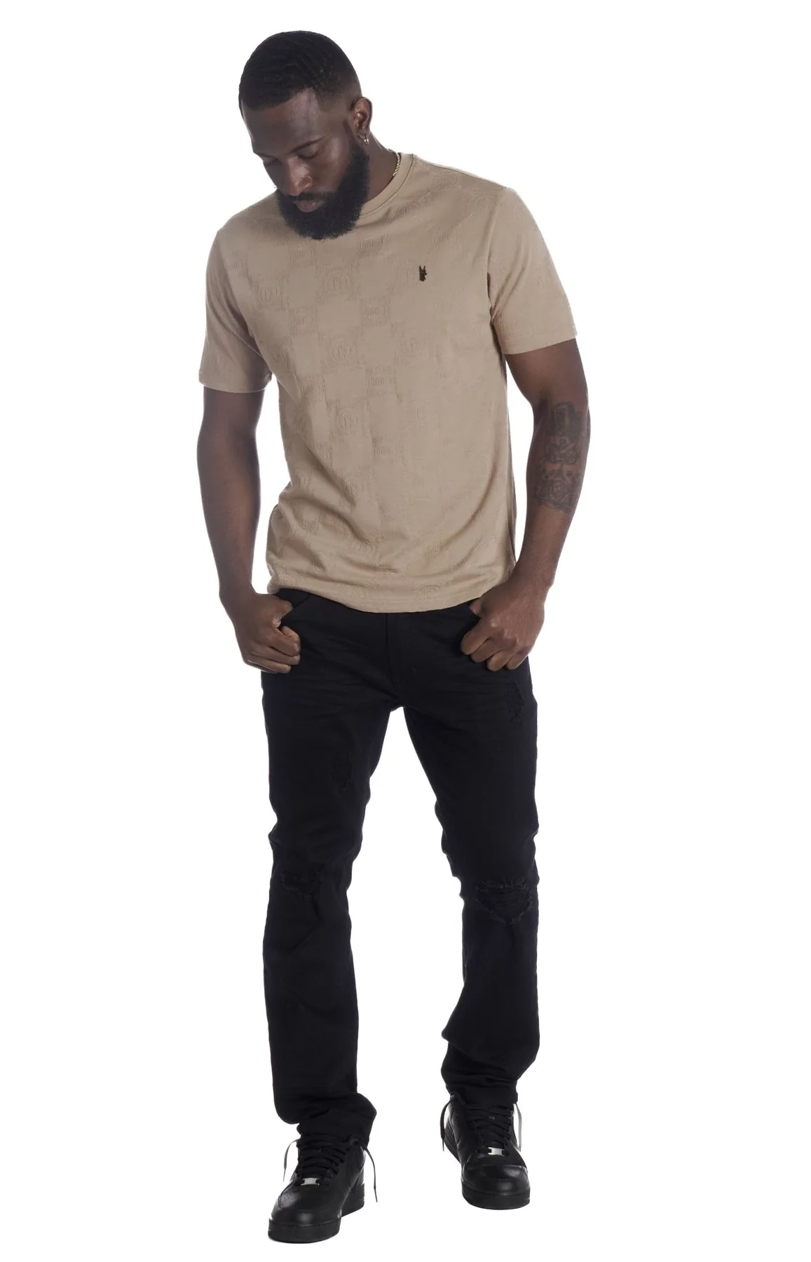 M335 Makobi Caspar Embossed Tee - Image 23