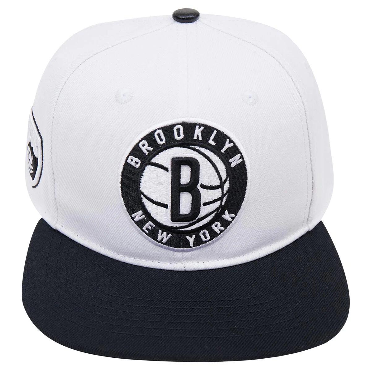 Pro Standard - Brooklyn Nets Logo Snapback Hat