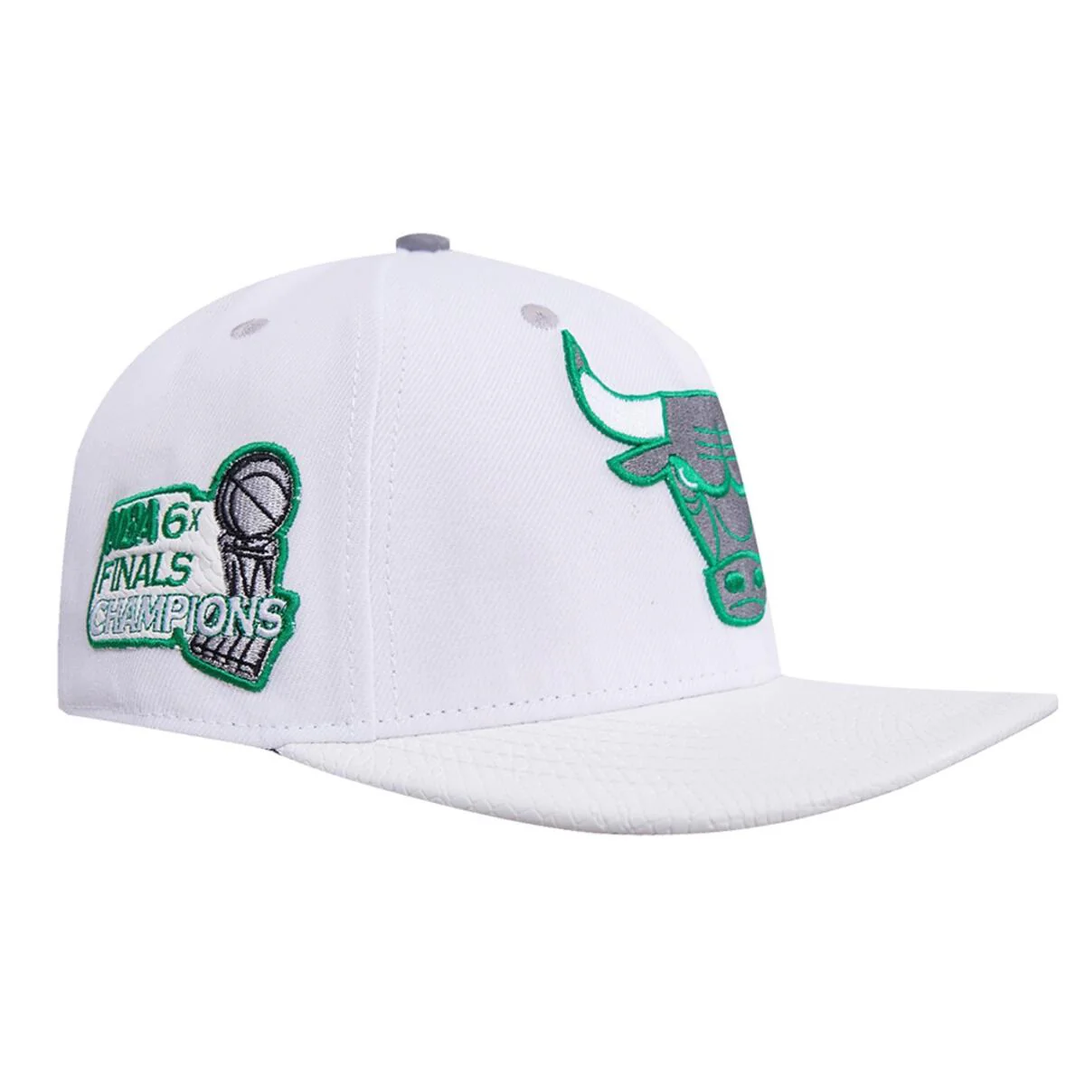 Pro Standard - Chicago Bulls Two Tone Leather Brim Snapback Hat - Image 11