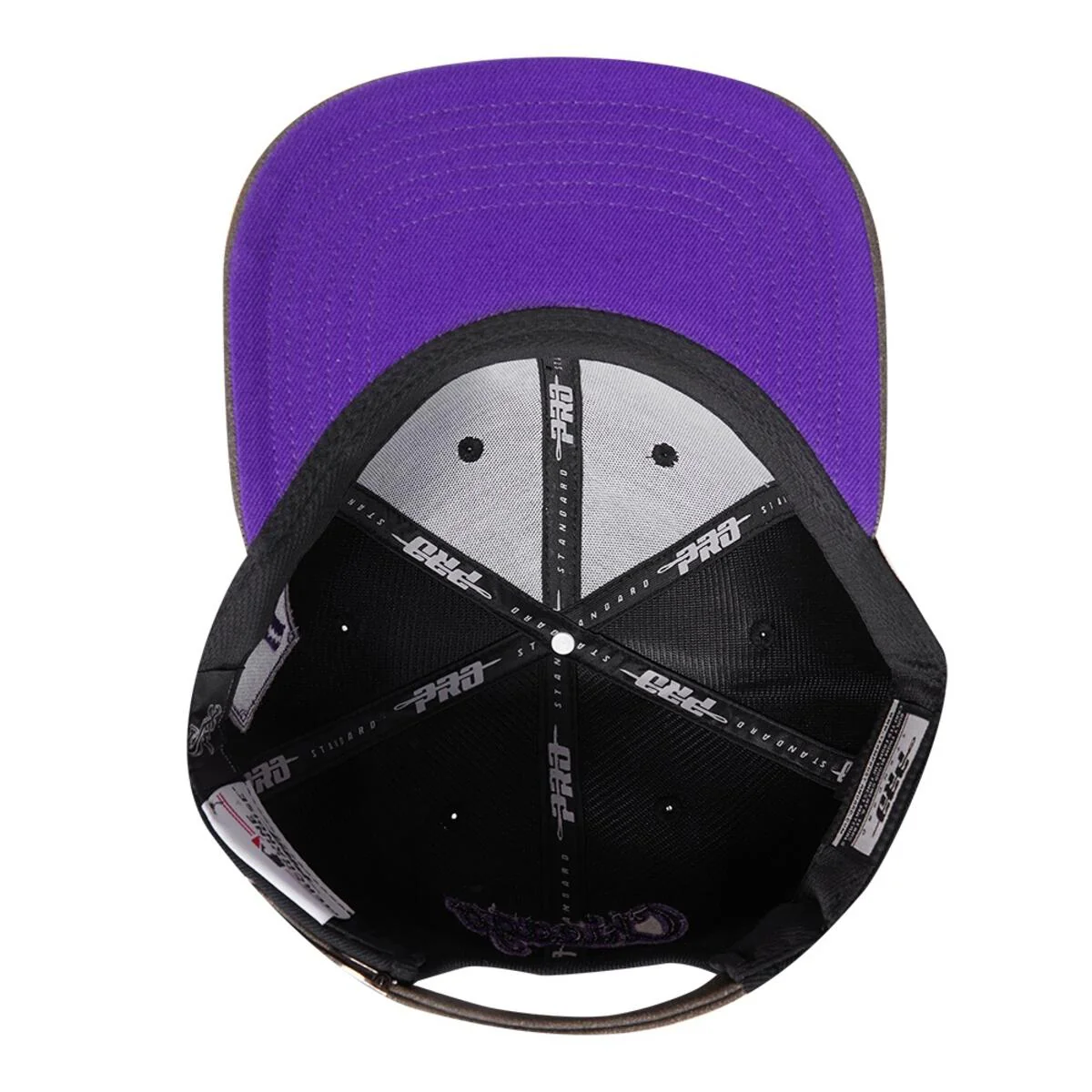 Pro Standard - Chicago White Sox Two Tone Leather Brim Snapback Hat - Image 7